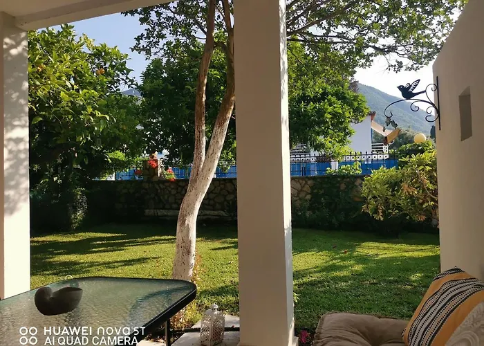 Nely's Luxury Apartment *