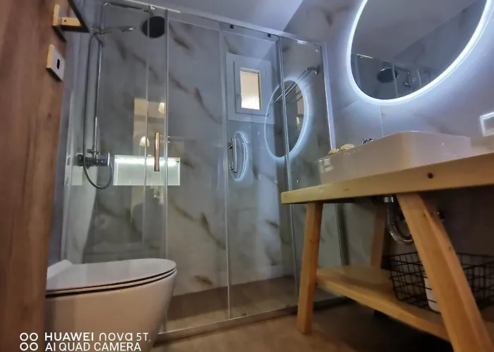 Nely's Luxury Apartment *