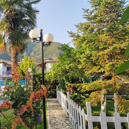 Nely's Luxury Nydri (Lefkada)